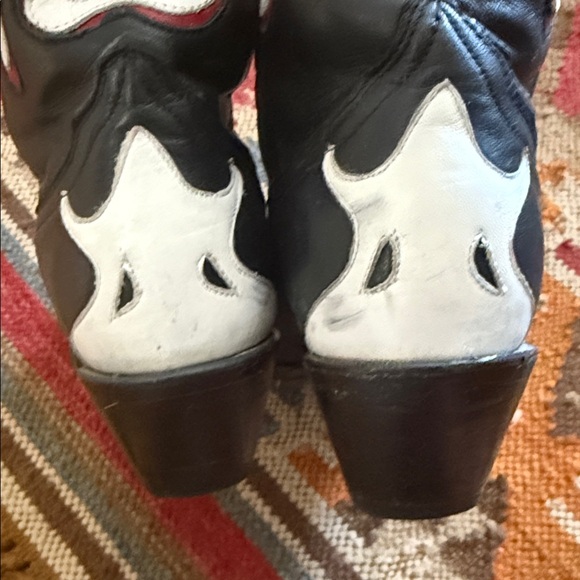 Corral Black and White Skull Heeled Boots - Picture 7 of 9